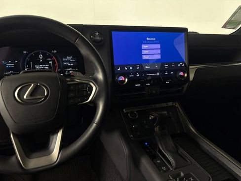 Used 2024 Lexus GX 550 w/ Cold Area Package AWD/4WD image 24