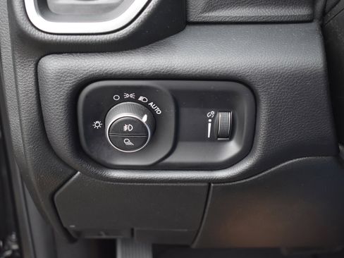 Used 2024 RAM 2500 Big Horn w/ Night Edition image 16