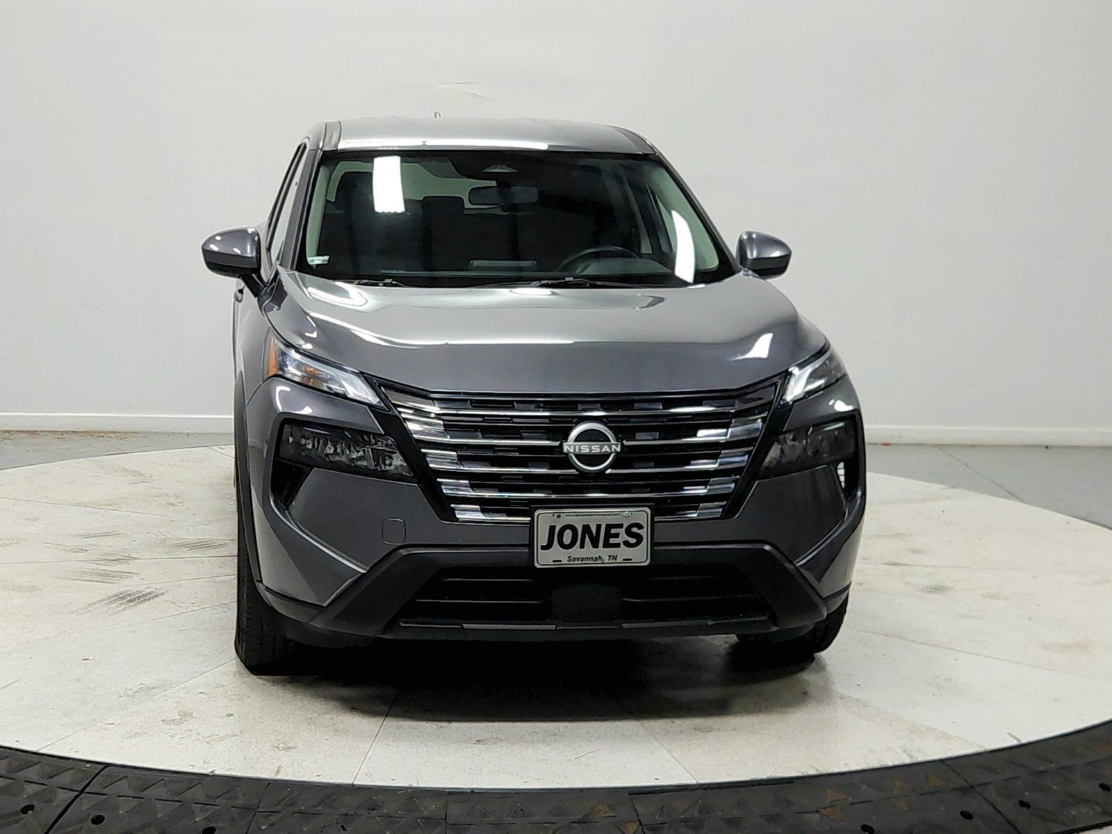 Used 2025 Nissan Rogue SV AWD/4WD image 3
