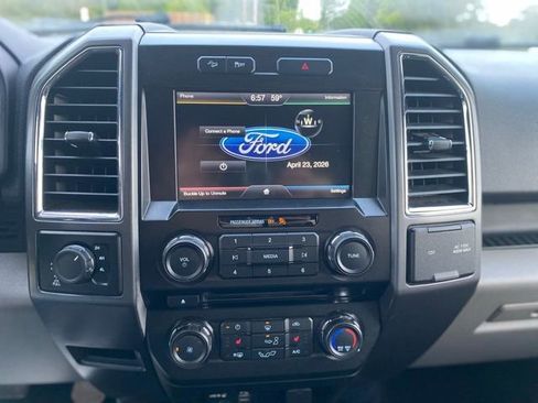 Used 2015 Ford F150 XLT w/ Equipment Group 302A Luxury AWD/4WD image 19