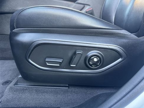 Used 2021 Jeep Grand Cherokee L Limited image 14