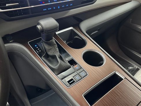 Certified 2023 Toyota Sienna LE image 15