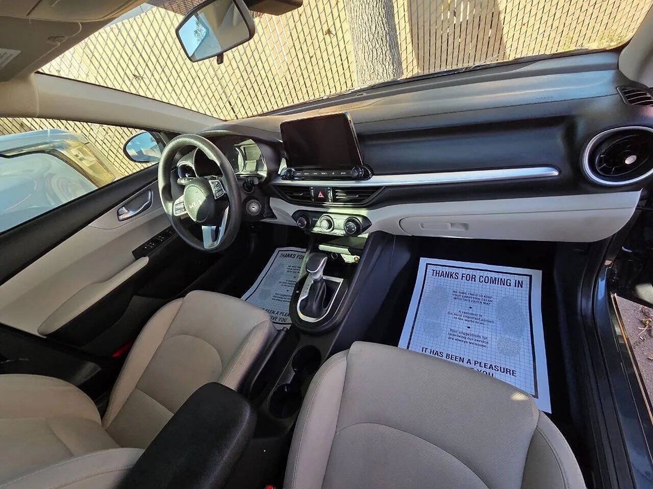 Used 2022 Kia Forte LXS w/ LXS Technology Package FWD image 33