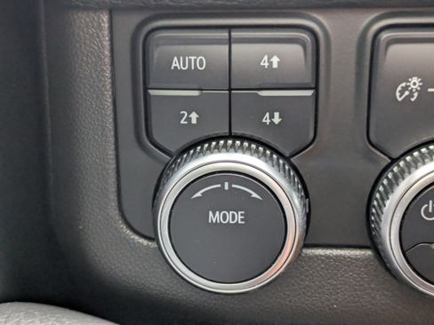 Used 2021 GMC Yukon XL Denali AWD/4WD image 37