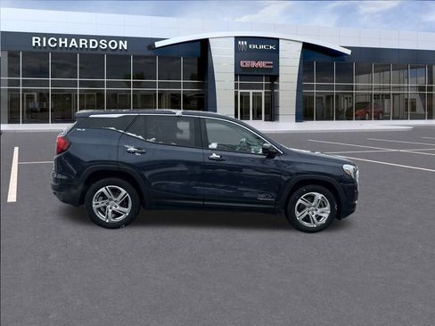 Used 2018 GMC Terrain SLE w/ Driver Convenience Package image 7