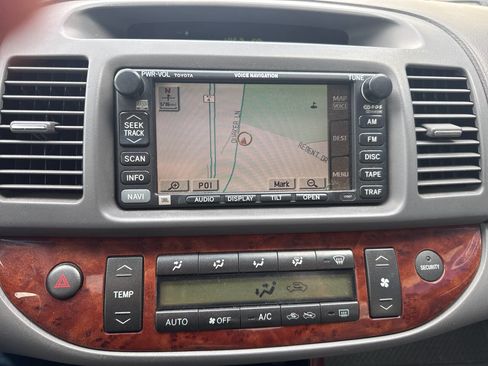 Used 2003 Toyota Camry XLE image 13