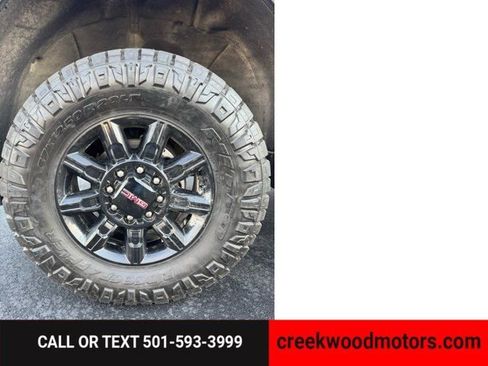 Used 2024 GMC Sierra 2500 AT4 w/ AT4 Premium Plus Package image 18