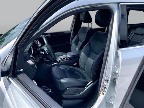 Used 2019 Mercedes-Benz GLS 450 4MATIC image 8