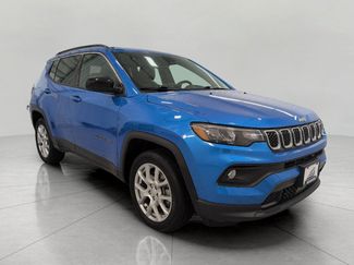 Used 2023 Jeep Compass Latitude AWD/4WD video 1