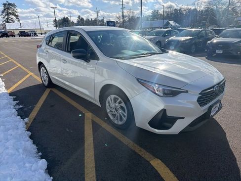 Used 2024 Subaru Impreza 2.0i image 3