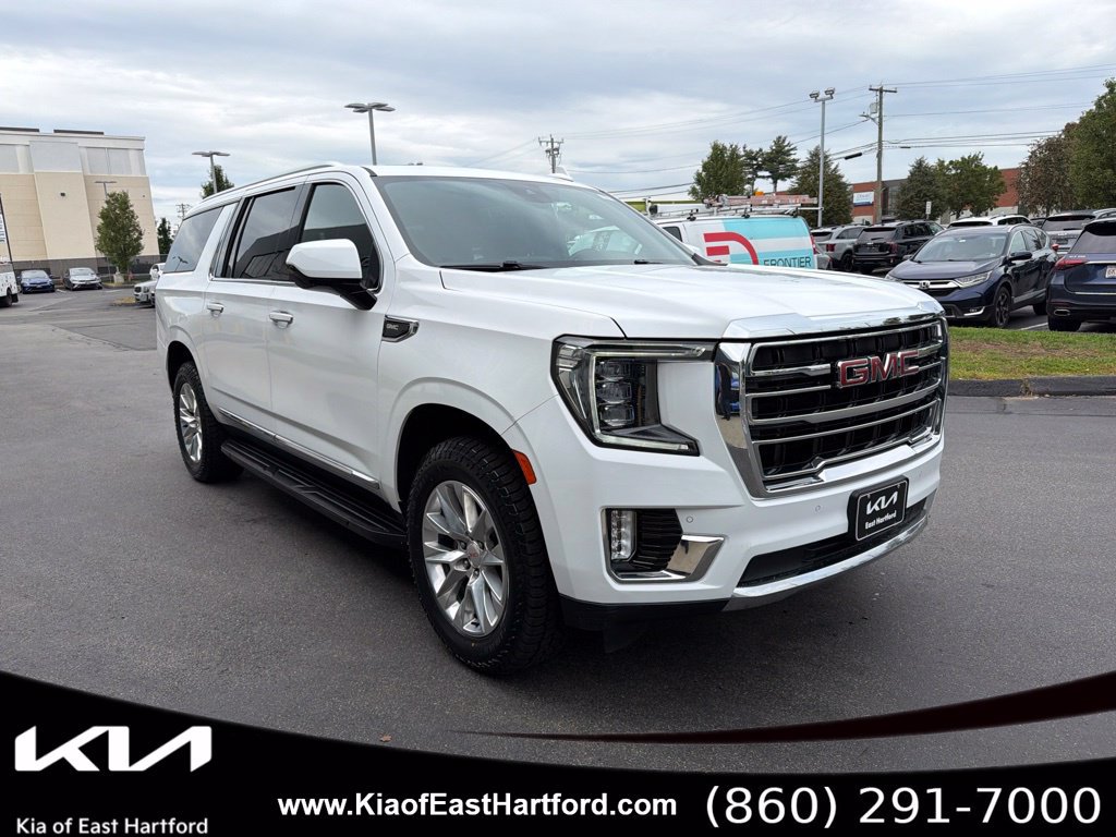 Used 2023 GMC Yukon XL SLT AWD/4WD image 5