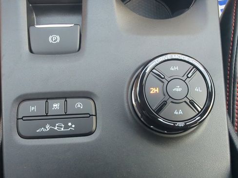 New 2025 Ford Ranger Raptor image 24