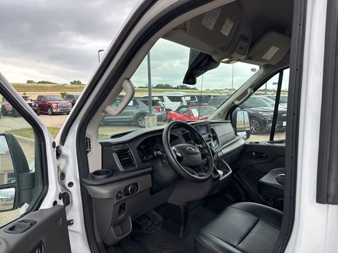 Used 2023 Ford Transit 250 148 High Roof Extended w/ Load Area Protection Package RWD image 19