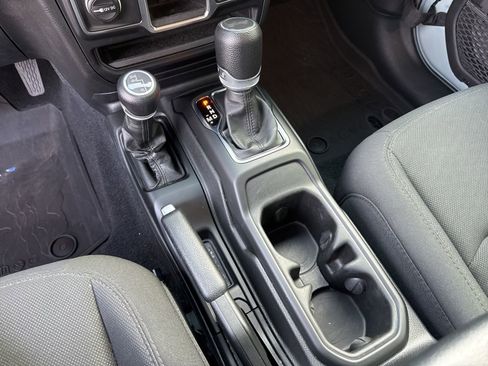 Used 2023 Jeep Wrangler Sport image 26