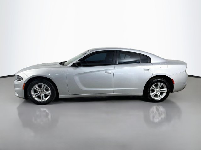 Used 2023 Dodge Charger SXT RWD image 6