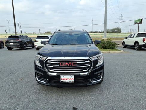 Used 2023 GMC Terrain SLT image 3