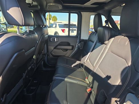 Used 2024 Jeep Wrangler Sahara w/ Technology Group image 10