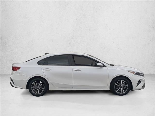 Used 2024 Kia Forte LXS FWD image 4