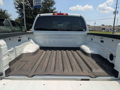Used 2023 Nissan Frontier SV w/ Midnight Edition Package RWD image 33