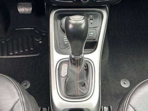 Used 2021 Jeep Compass Latitude image 37