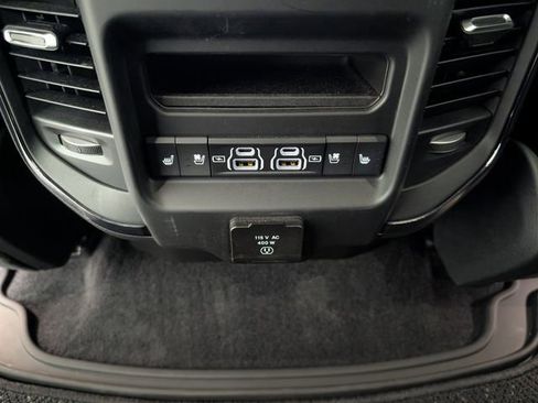 Used 2025 RAM 1500 Limited image 12