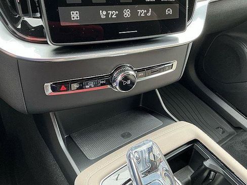 New 2026 Volvo XC90 T8 Plus w/ Protection Package AWD/4WD image 19