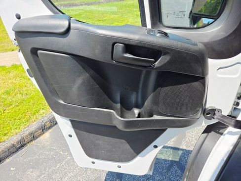 Used 2023 RAM ProMaster 2500 FWD image 26