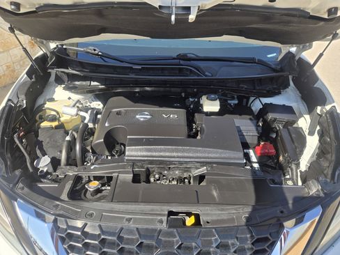 Used 2019 Nissan Murano SV image 15