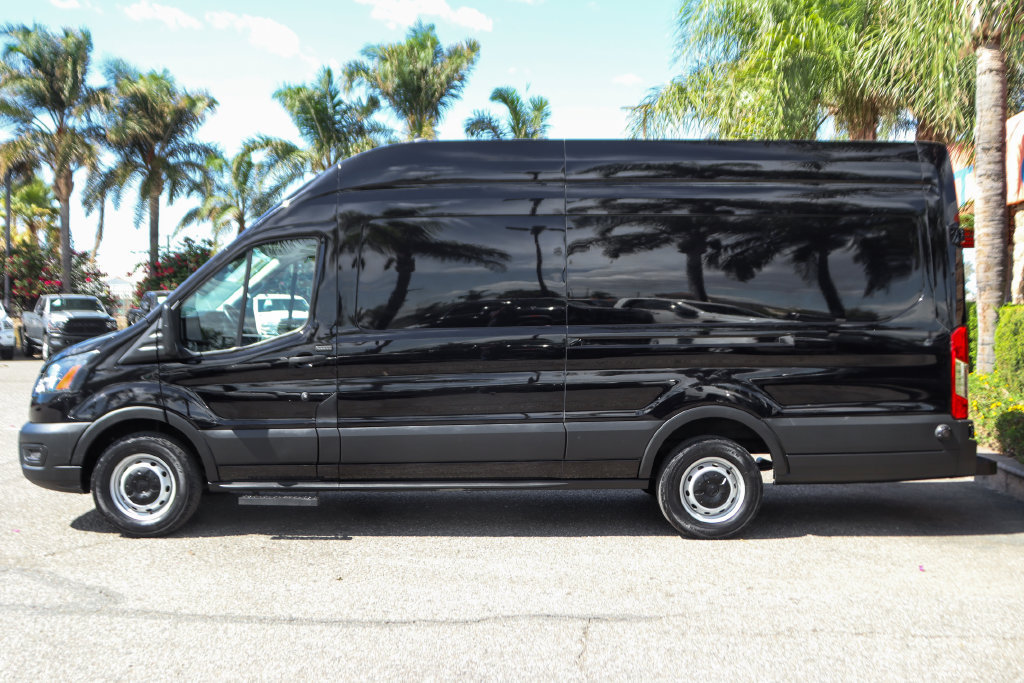 Used 2020 Ford Transit 250 148 High Roof Extended w/ Load Area Protection Package RWD image 5