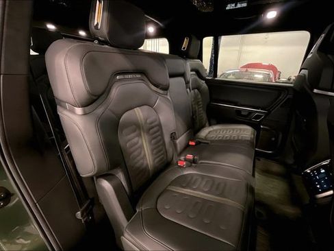 Used 2023 Rivian R1S Adventure AWD/4WD image 26