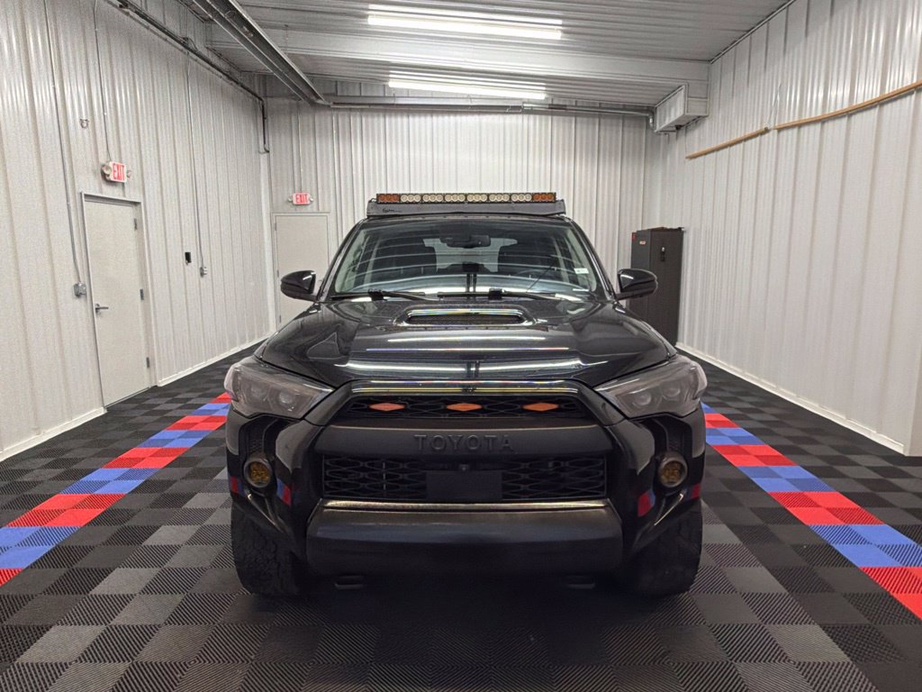 Used 2023 Toyota 4Runner TRD Off-Road Premium w/ Off Road Premium Plus Package AWD/4WD image 4