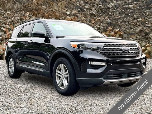 Used 2021 Ford Explorer XLT w/ Equipment Group 202A AWD/4WD image 10