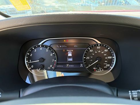 Used 2022 Nissan Frontier SV image 23