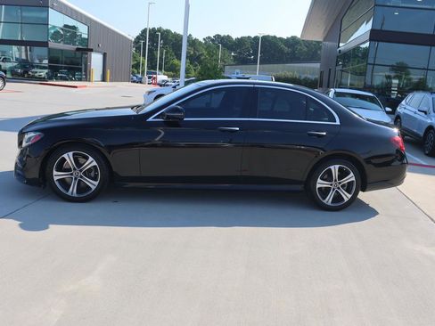 Used 2018 Mercedes-Benz E 300 image 2