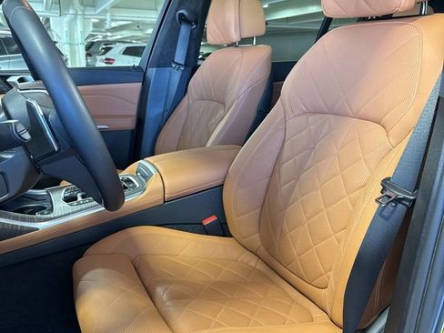 Certified 2024 BMW X7 xDrive40i AWD/4WD image 11