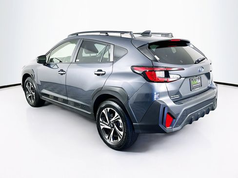 Used 2024 Subaru Crosstrek 2.0i Premium image 5