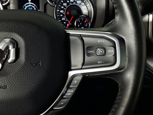 Used 2024 RAM 2500 Big Horn w/ Sport Appearance Package AWD/4WD image 20
