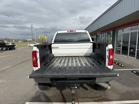 Used 2014 Chevrolet Silverado 2500 W/T w/ Snow Plow Prep Package image 5