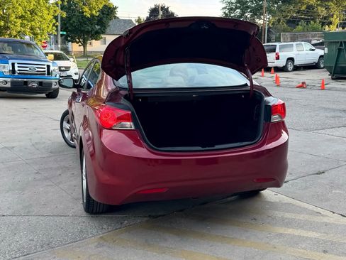 Used 2013 Hyundai Elantra GLS w/ Preferred Pkg image 21