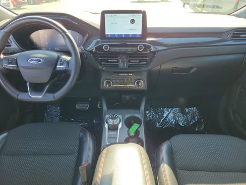 Used 2024 Ford Escape ST-Line Select AWD/4WD image 9