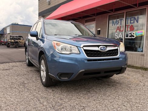 Used 2015 Subaru Forester 2.5i Premium w/ Popular Package #1 AWD/4WD image 2