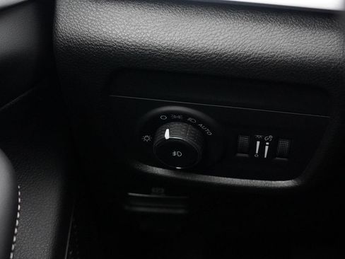 New 2025 Jeep Grand Cherokee Limited w/ Trailer Tow Package image 45