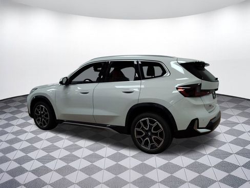 Certified 2025 BMW X1 xDrive28i w/ Convenience Package image 3