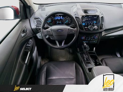 Used 2019 Ford Escape Titanium image 22