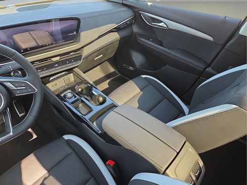 New 2025 Buick Envision Sport Touring image 12