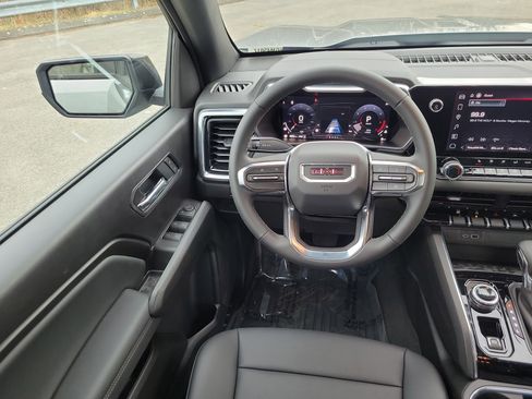 New 2026 GMC Canyon Elevation w/ Convenience Package image 19