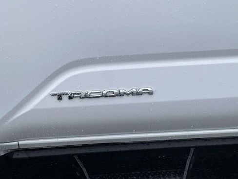 Used 2024 Toyota Tacoma SR5 image 25