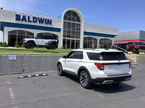 New 2026 Ford Explorer Platinum AWD/4WD image 5