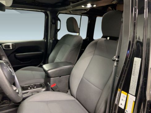 Used 2020 Jeep Wrangler Unlimited Sport image 5