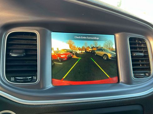 Used 2020 Dodge Charger Scat Pack RWD image 32